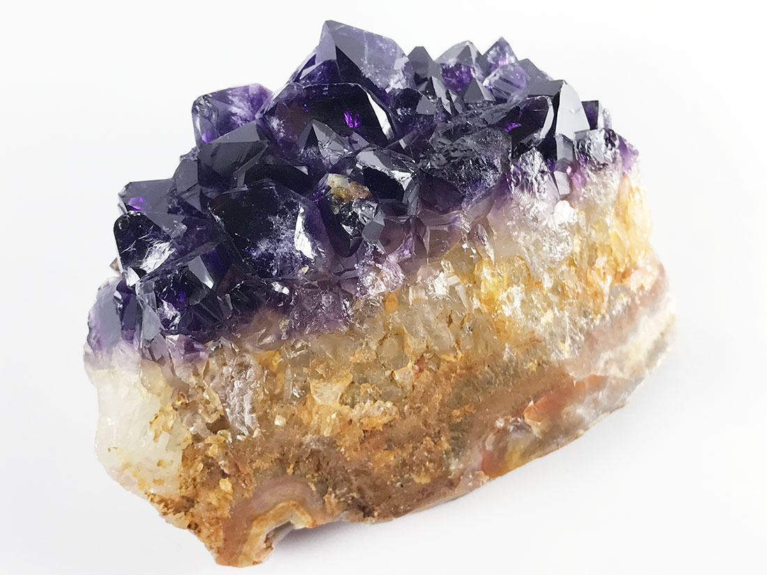 ウルグアイ産アメジストクラスター