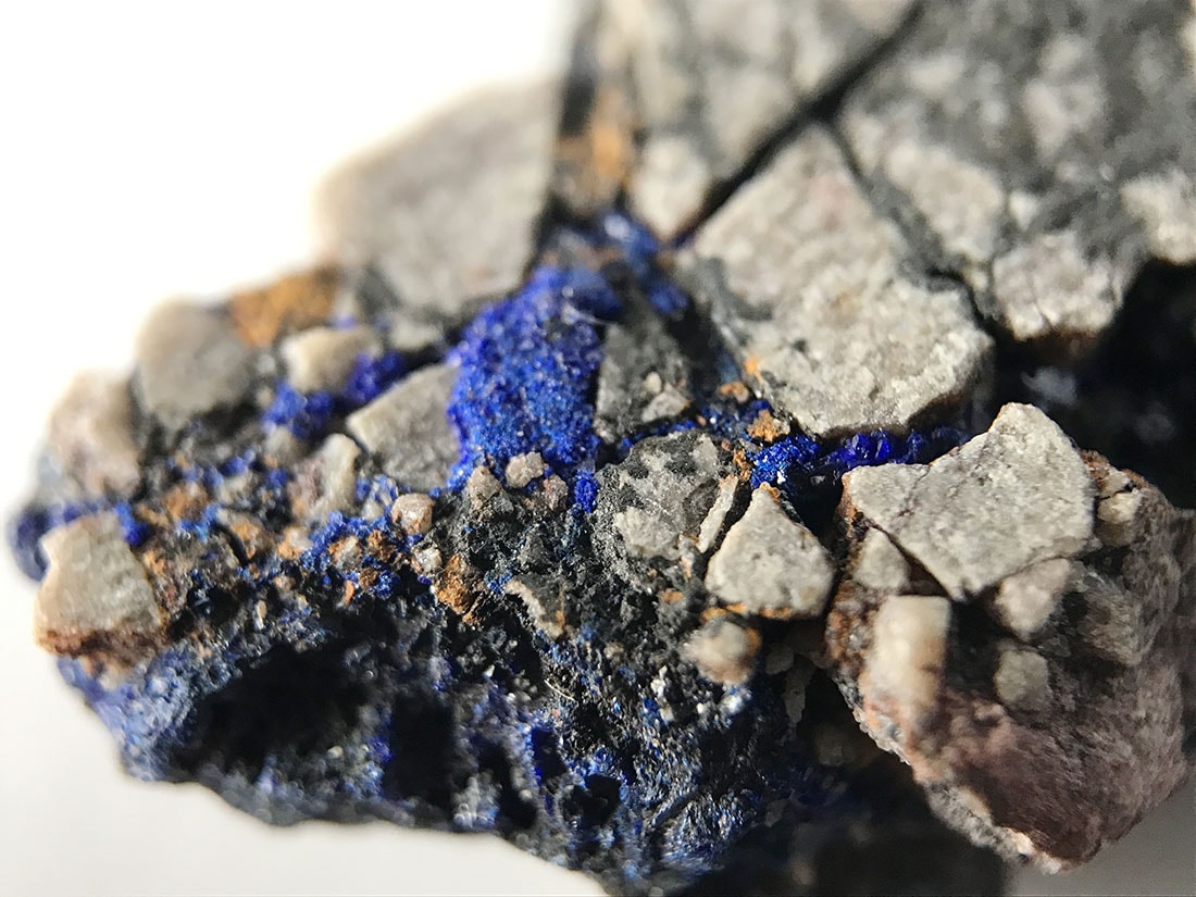 トゥイシット鉱山産アズライト(藍銅鉱)/Azurite