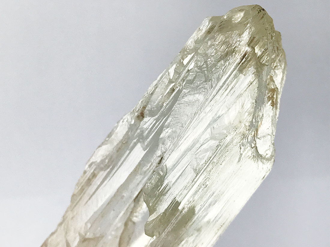 アフガニスタン産 トリフェーン/Triphane (リチア輝石)