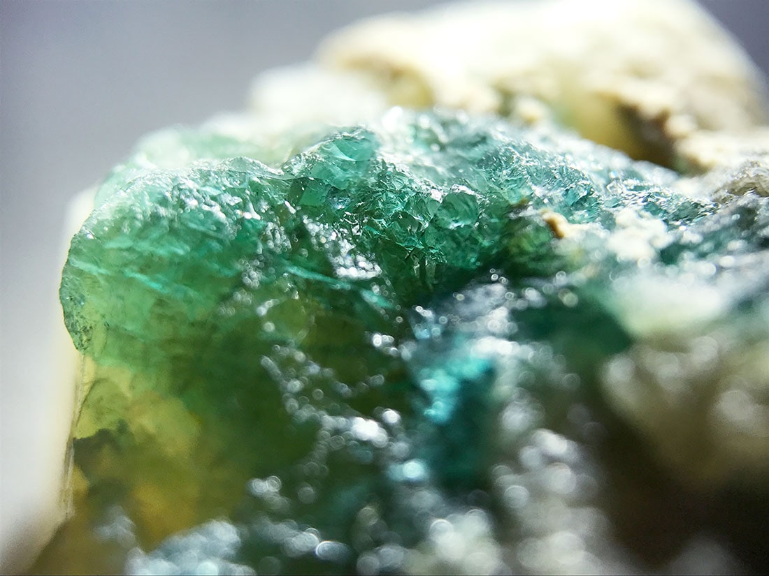 マダガスカル産グランディディエライト