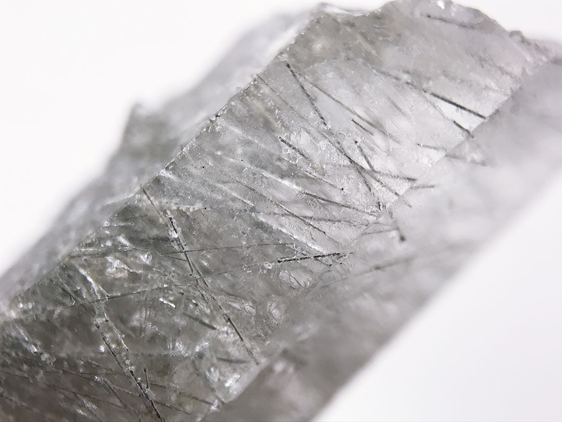 ブラジル産 オレナイトinクォーツ /Olenite in Quartz (オーレン電気石入り水晶)