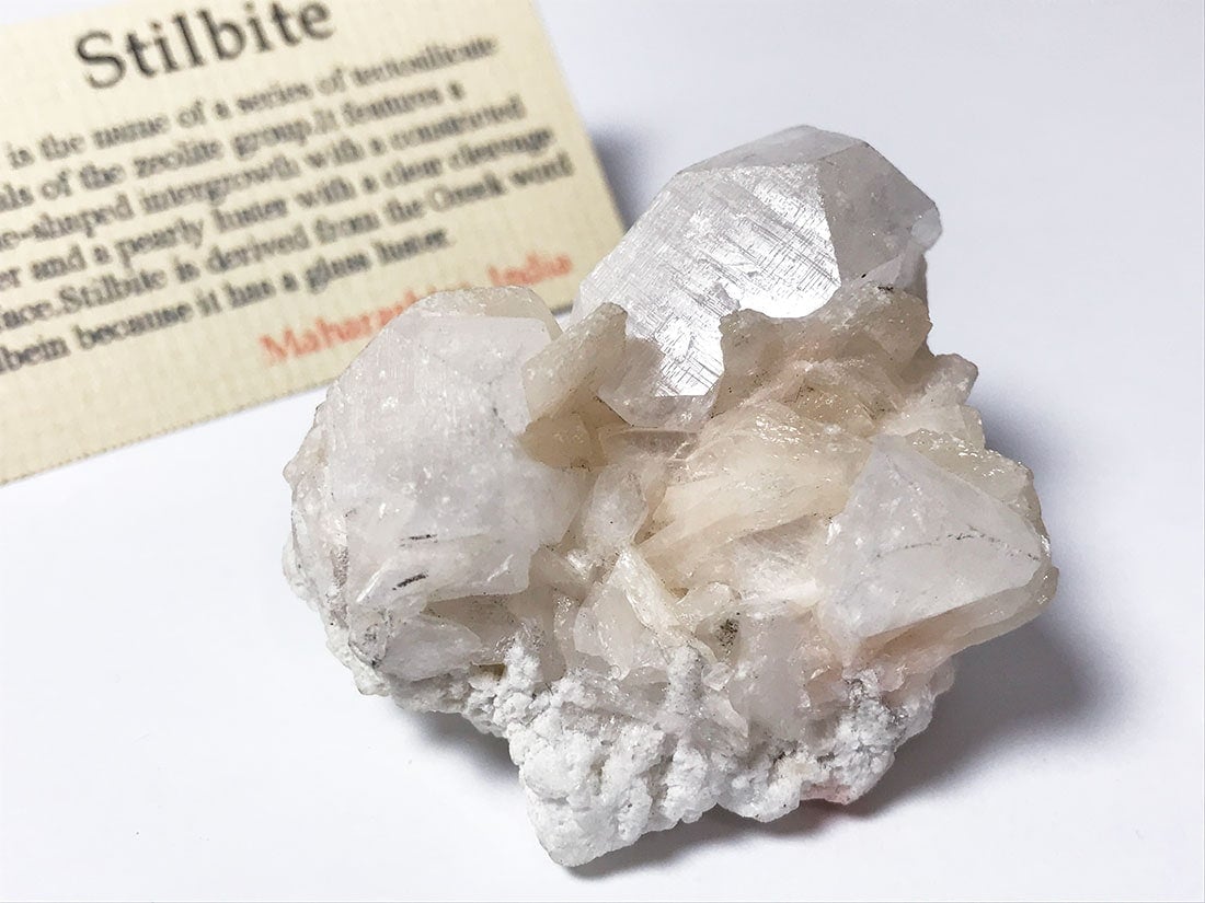 インド産スティルバイト/Stilbite (束沸石)