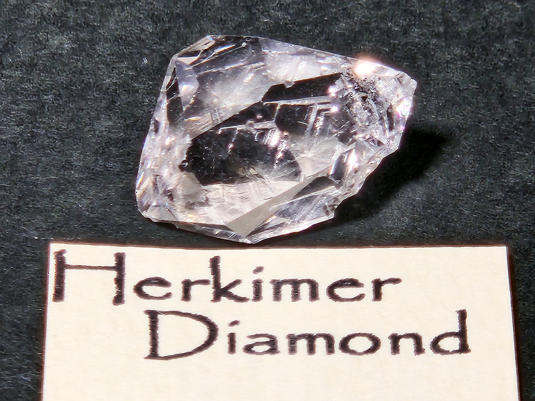 ハーキマーダイヤモンド