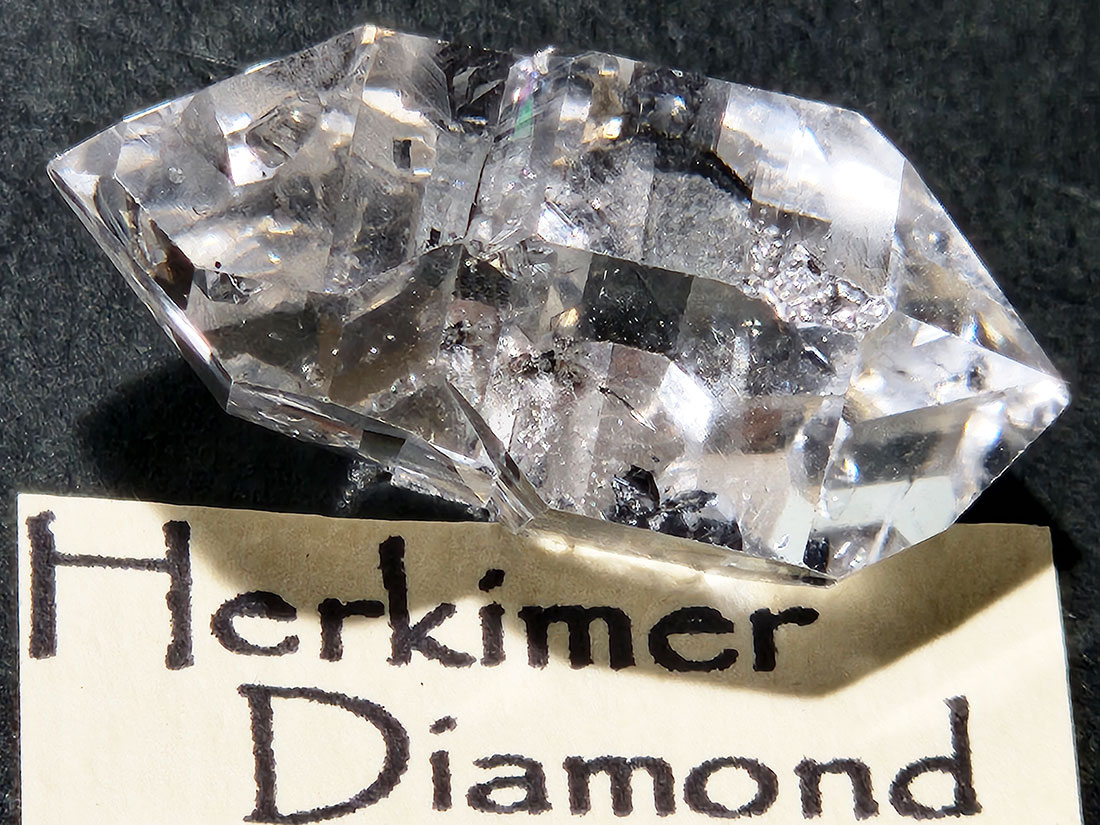 ハーキマーダイヤモンド