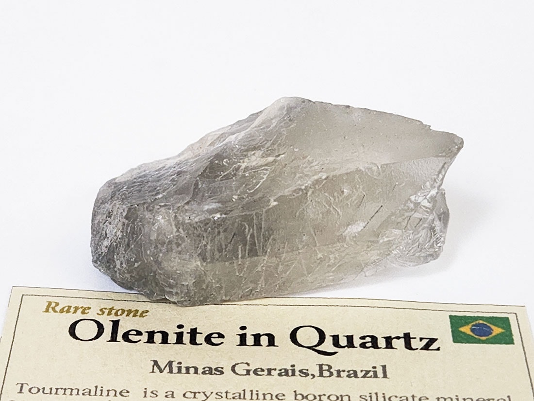 ブラジル産 オレナイトinクォーツ /Olenite in Quartz (オーレン電気石入り水晶)