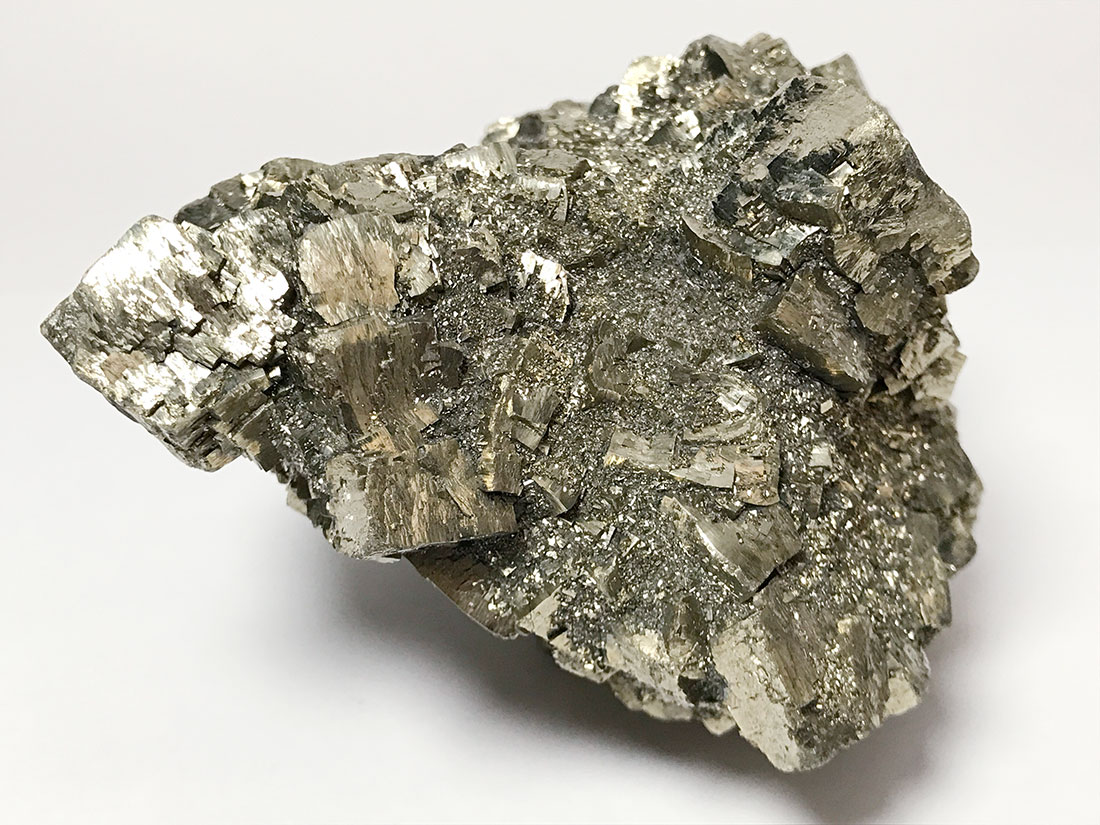広西チワン族自治区産 パイライト (黄鉄鉱)/ Pyrite