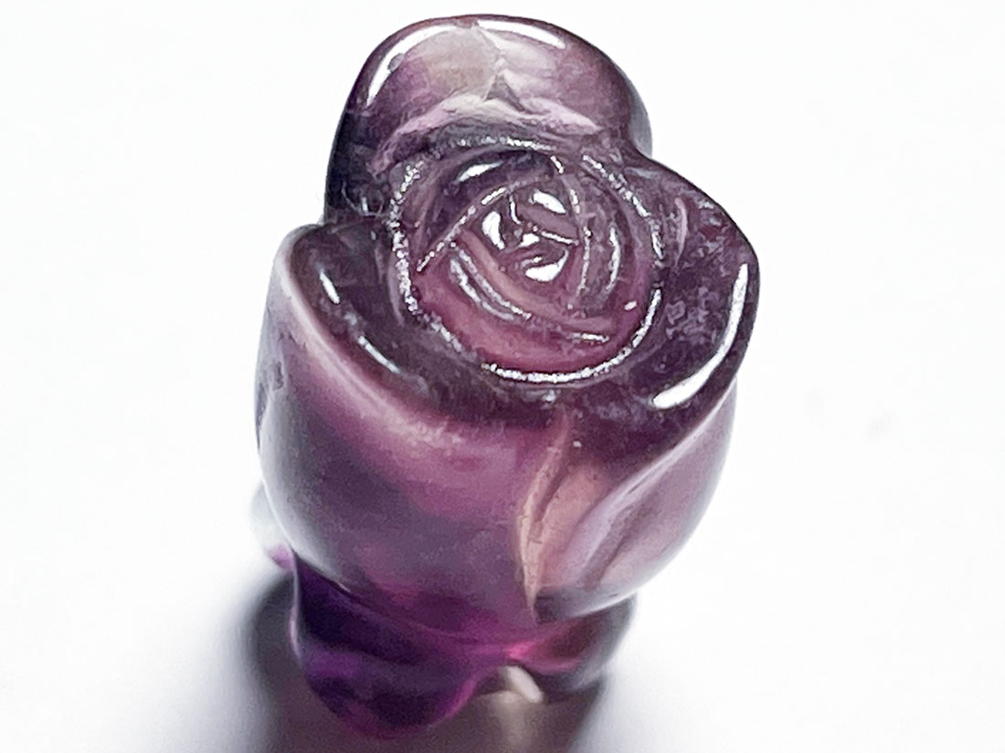 フローライト チューリップ彫刻