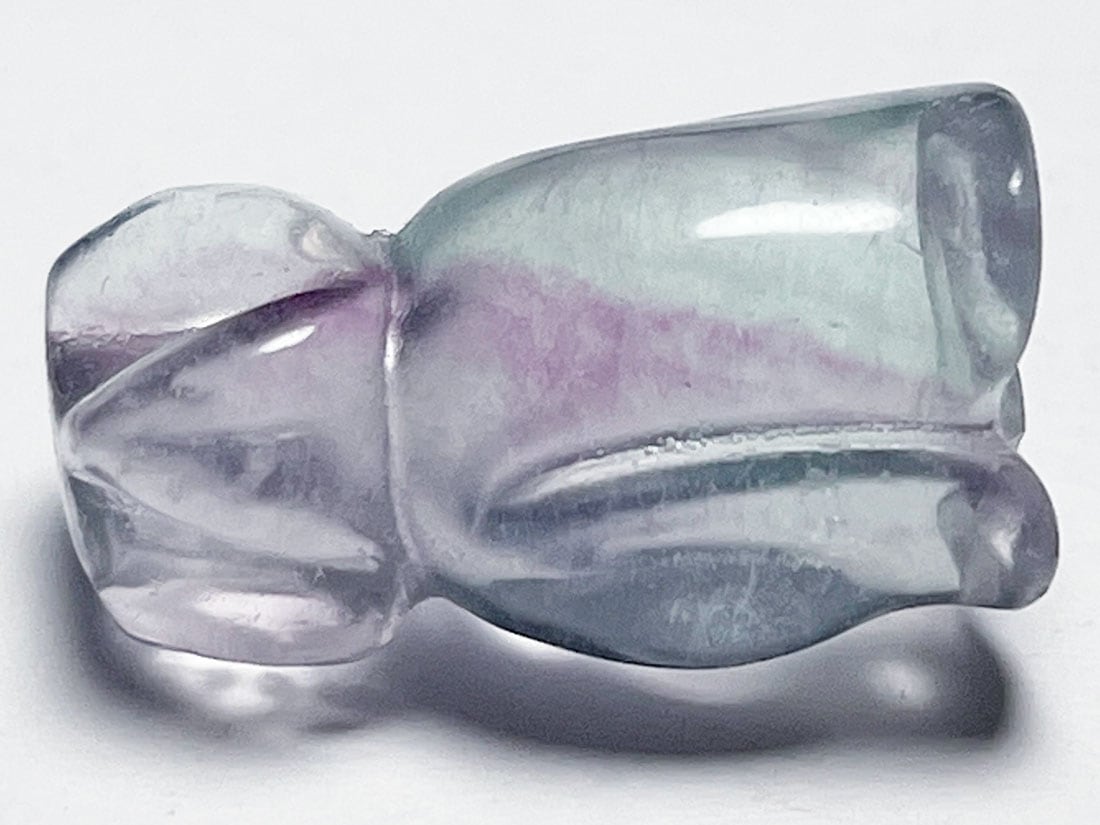 フローライト チューリップ彫刻