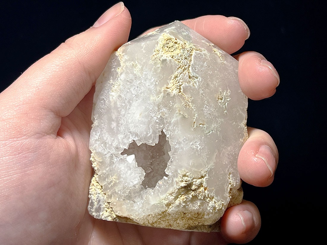 モロッコ産水晶ジオードポイントタイプ