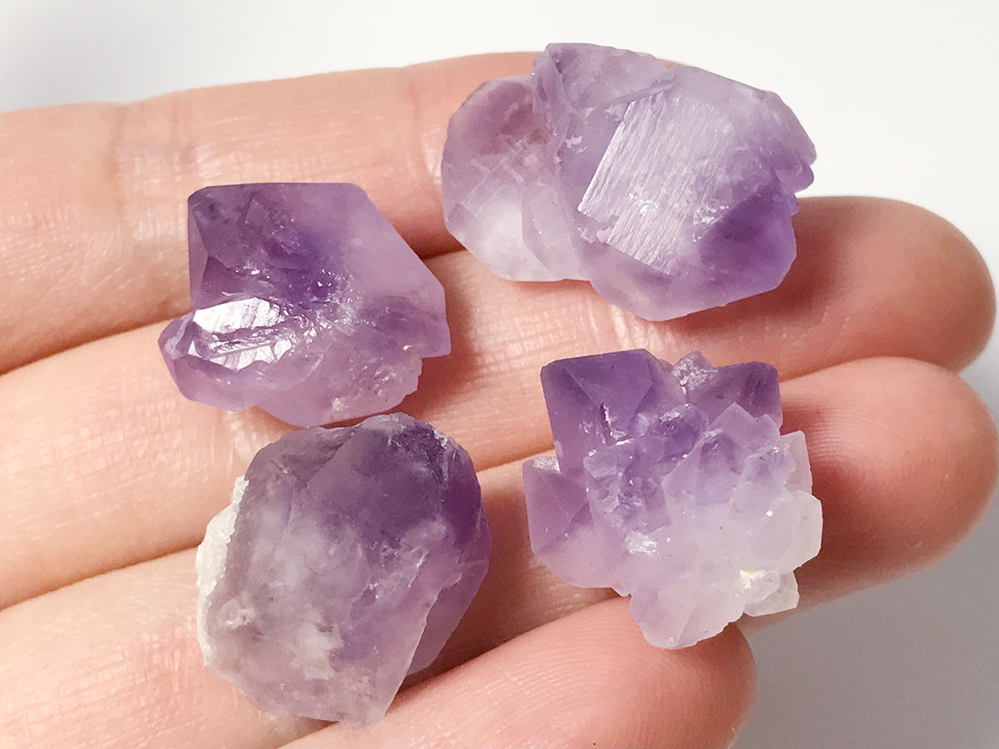 マダガスカル産 アメジスト4個セット/Amethyst