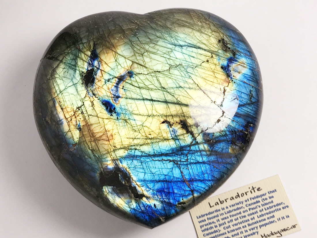 マダガスカル産ラブラドライト ハート