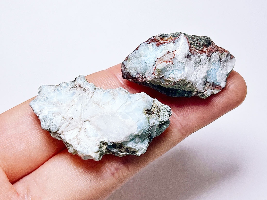 ドミニカ共和国産 ラリマー(ソーダ珪灰石)/Larimar 2個セット