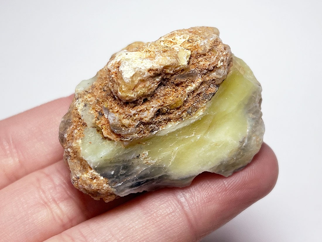 タンザニア産イエローオパール