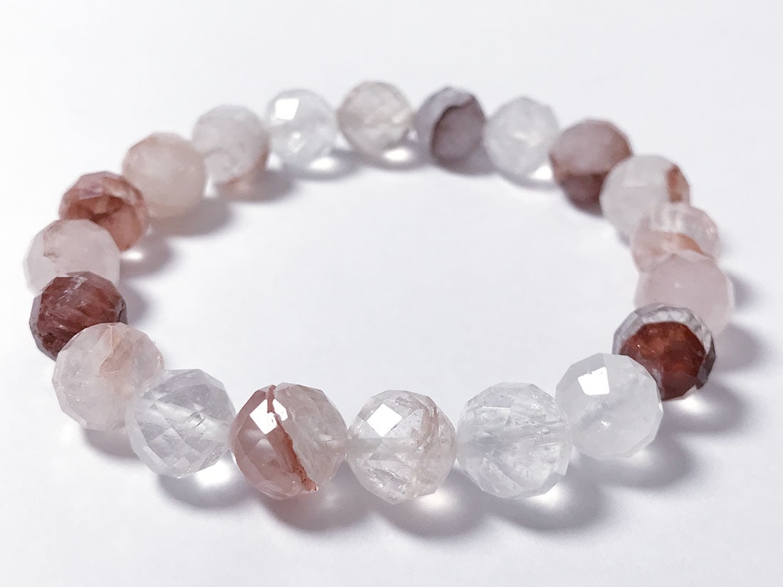 ヒマラヤ・マニカラン水晶 9mmカットブレスレット