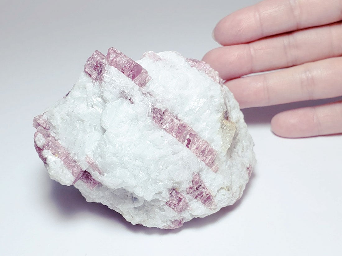 ブラジル産エルバイト(ピンクトルマリン,リチア電気石)/Elbaite