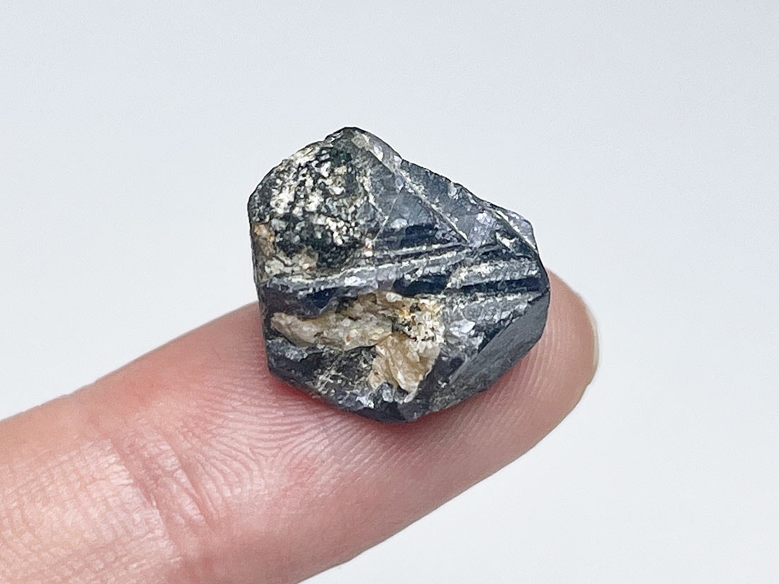 マダガスカル産 サファイア/Sapphire