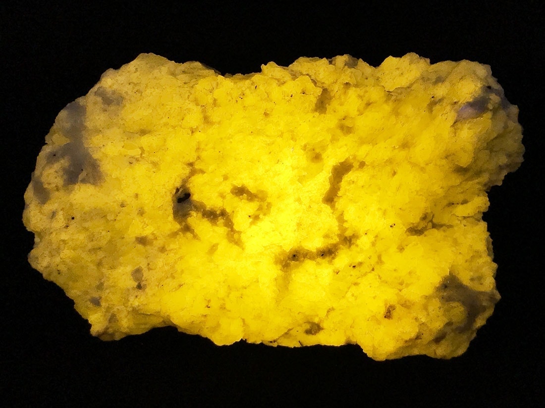 カナダ産ウェルネライト/Wernerite (柱石)