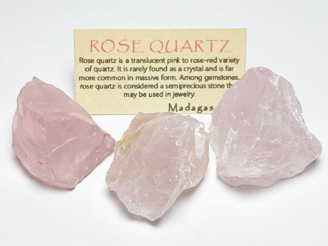 マダガスカル産ローズクォーツ ラフ3個セット