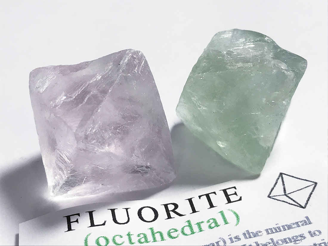 湖南省産 フローライト八面体(蛍石)2個セット/Fluorite