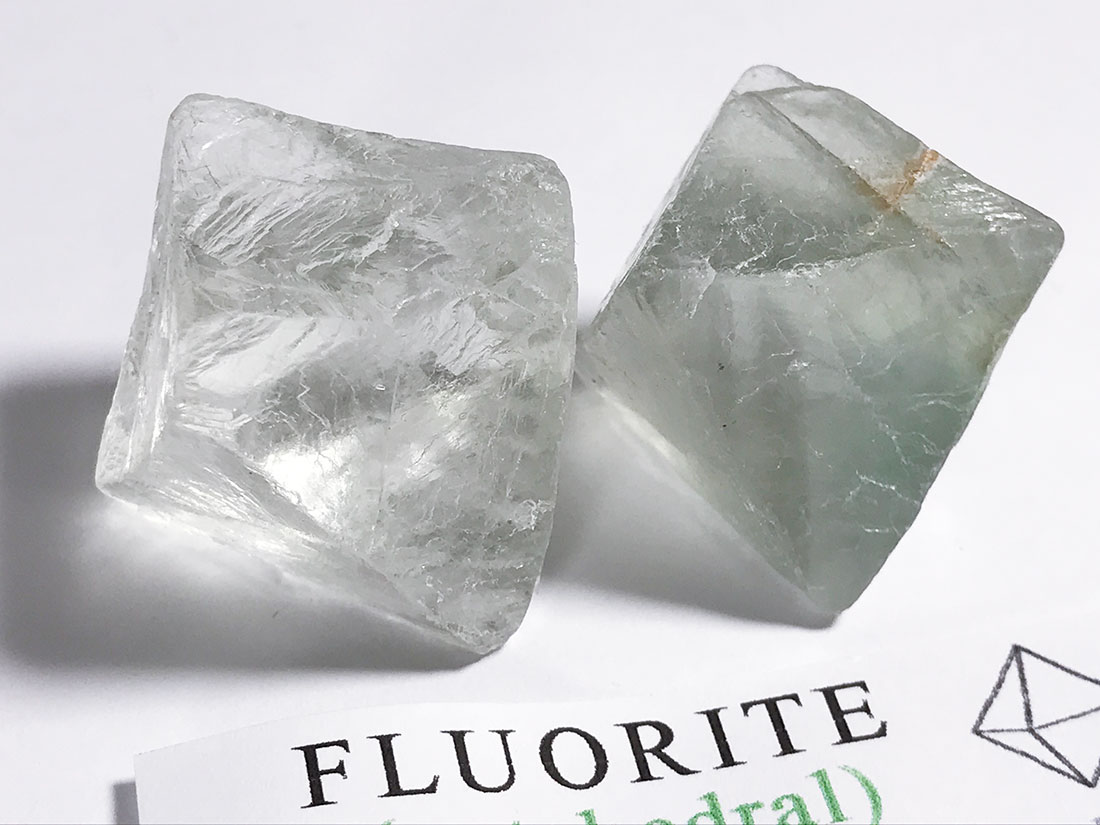湖南省産 フローライト八面体(蛍石)2個セット/Fluorite