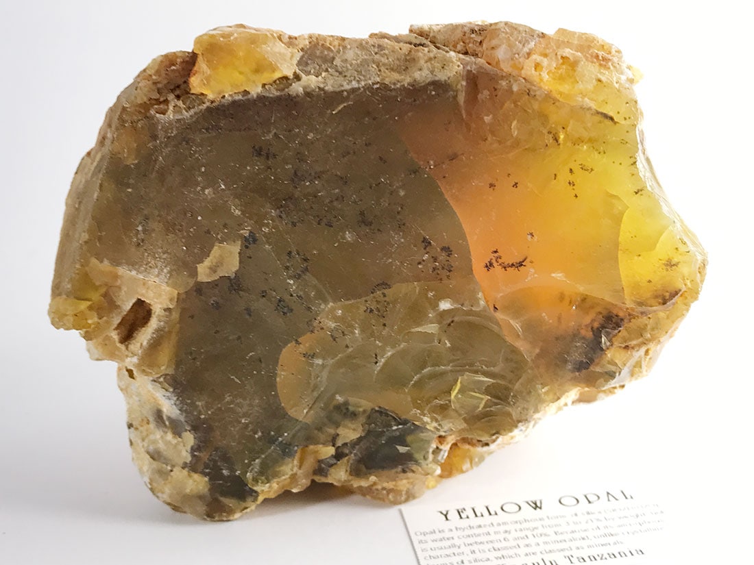 タンザニア産イエローオパール