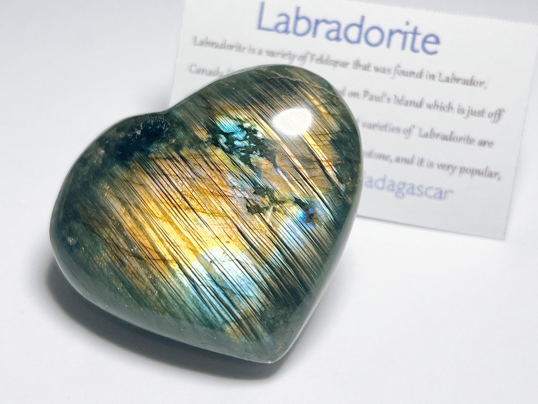 マダガスカル産ラブラドライト ハート