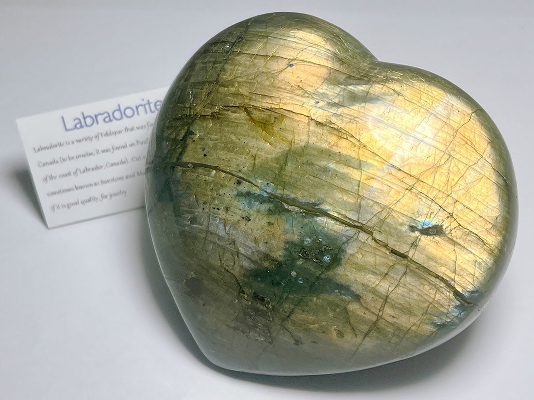 マダガスカル産ラブラドライト ハート