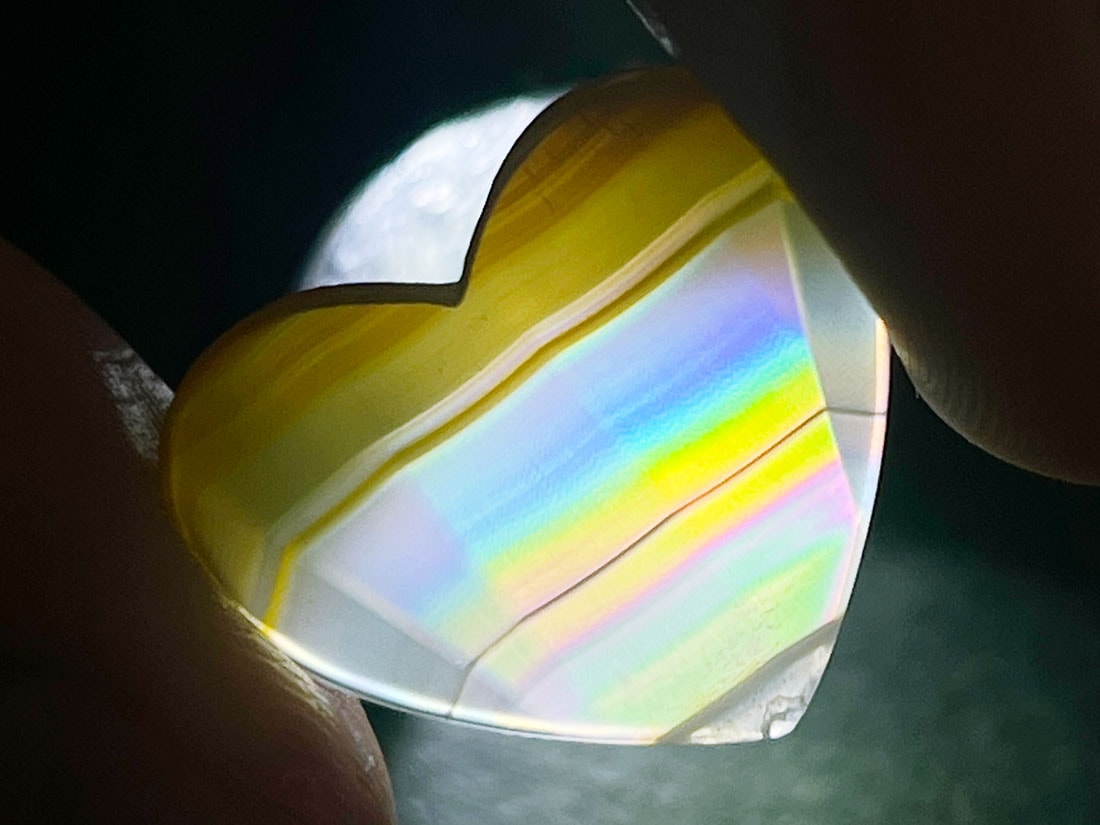 イリスアゲート ハート型スライス /Iris Agate