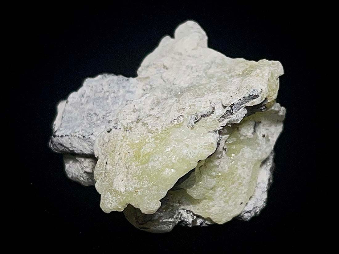 パキスタン産イエローブルーサイト/Brucite (水滑石)