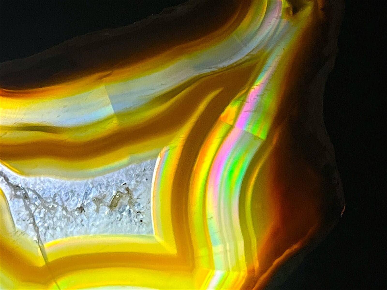 インドネシア産 イリスアゲート  大き目スライス /Iris Agate