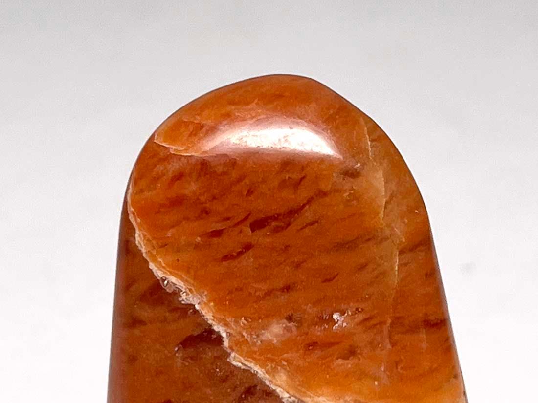 インド産 サチャロカローズアゼツライト タンブル