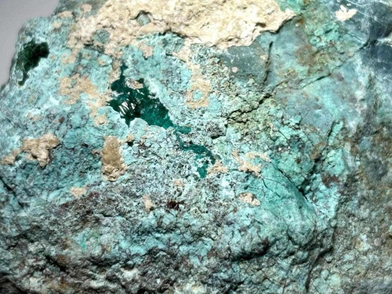 ナミビア産シャッタカイトwithクリソコラ