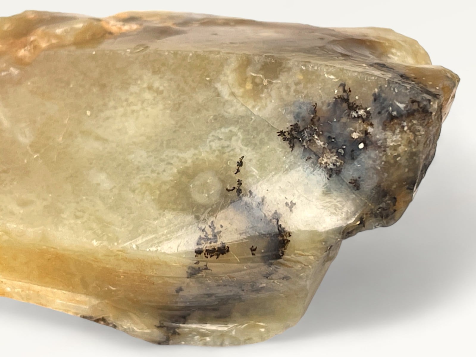 タンザニア産 イエローオパール (デンドリチック有り)