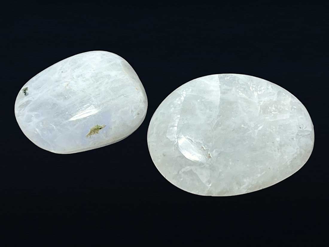 インド産 レインボームーンストーンタンブル 2個セット