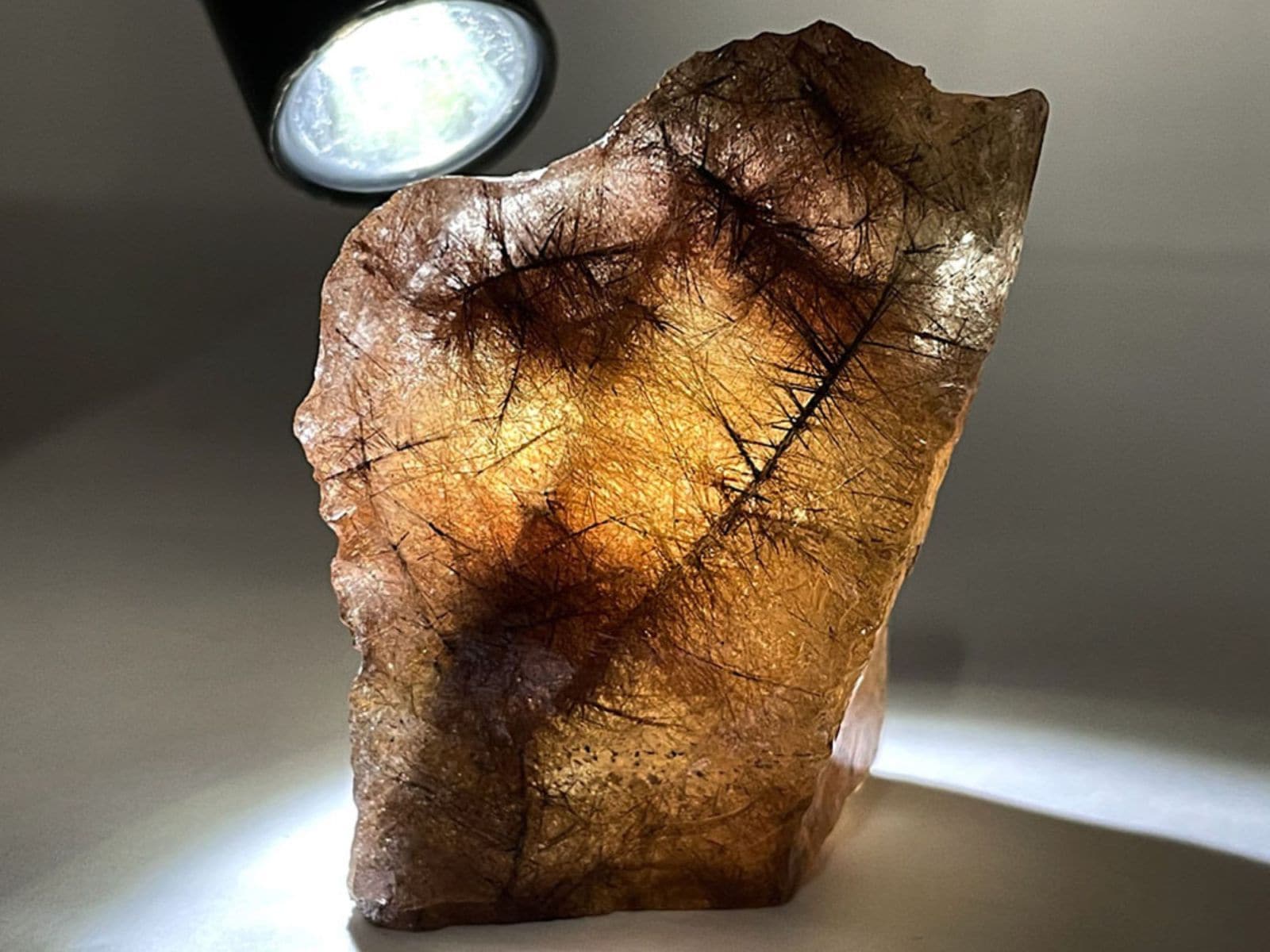 ブラジル産 ルチルクォーツ ( 金鉱石入り水晶 )/Rutilated Quartz