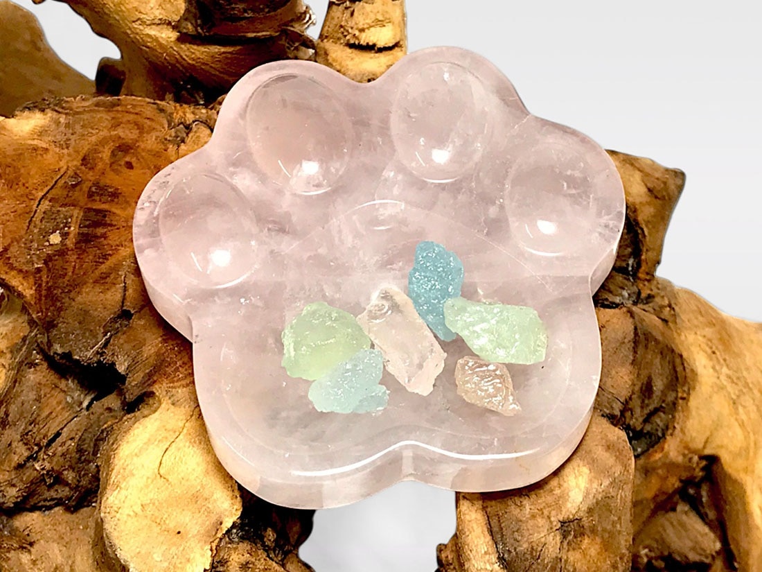 ローズクォーツ 肉球凸型小皿