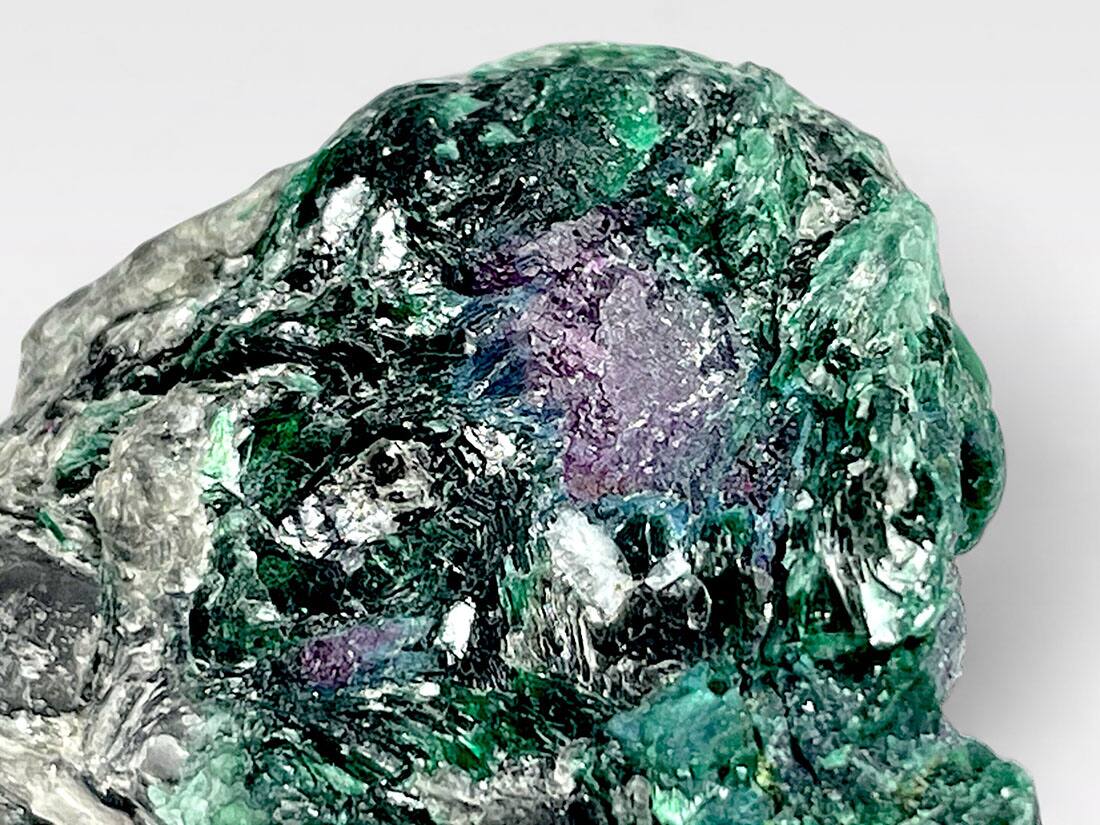 インド産 ルビー イン フックサイト ラフ / Ruby in Fuchsite