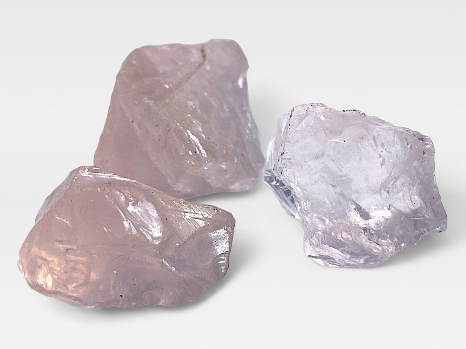 マダガスカル産 ローズクォーツ ラフ 3個セット