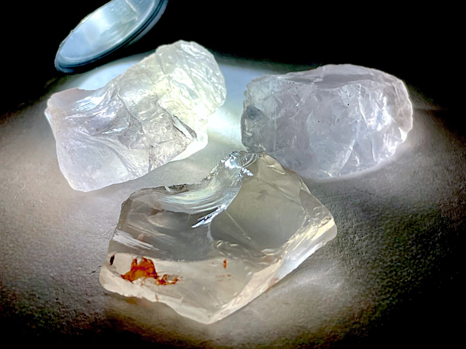 マダガスカル産 ローズクォーツ ラフ 3個セット