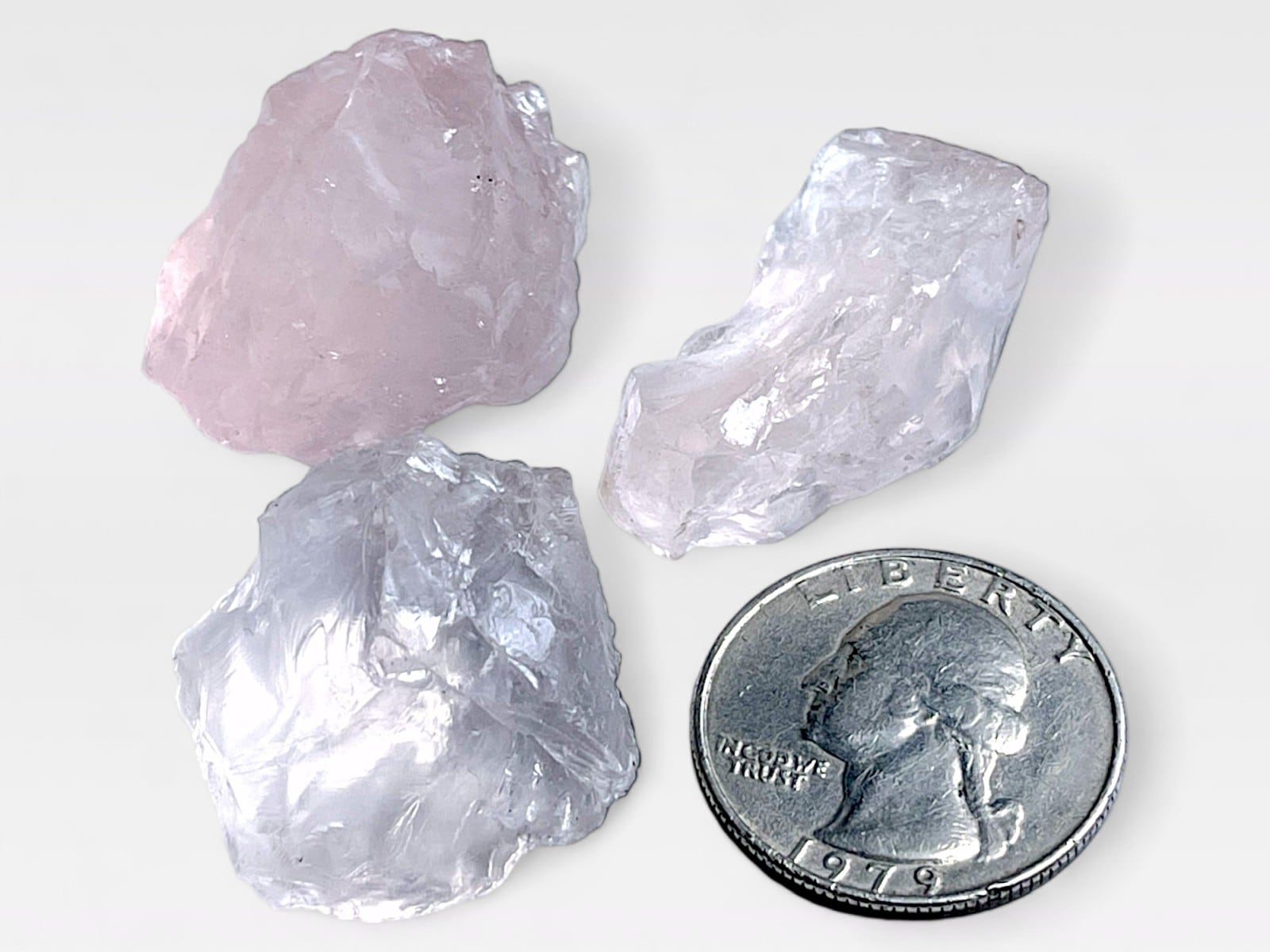 マダガスカル産 ローズクォーツ ラフ 3個セット