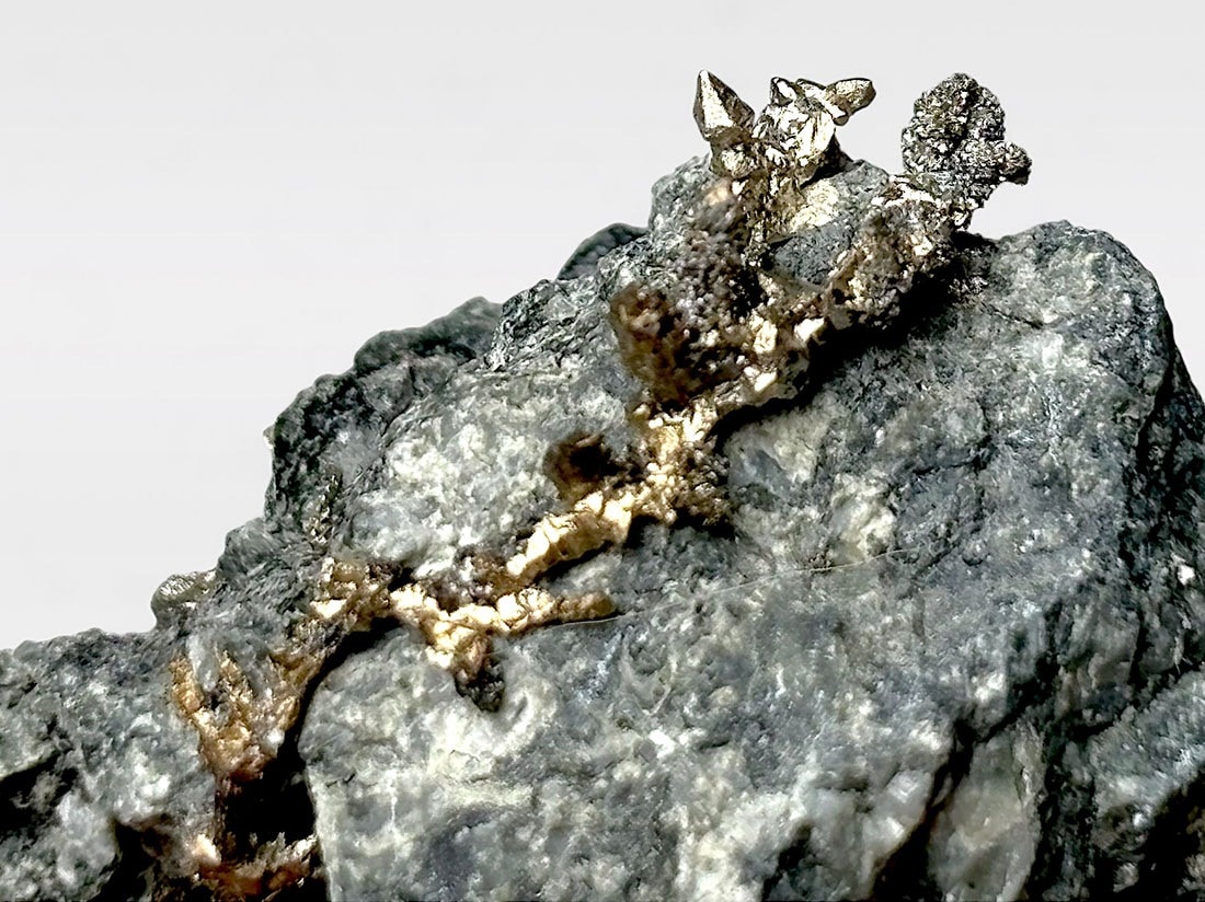 モロッコ産ネイティブシルバー(自然銀)