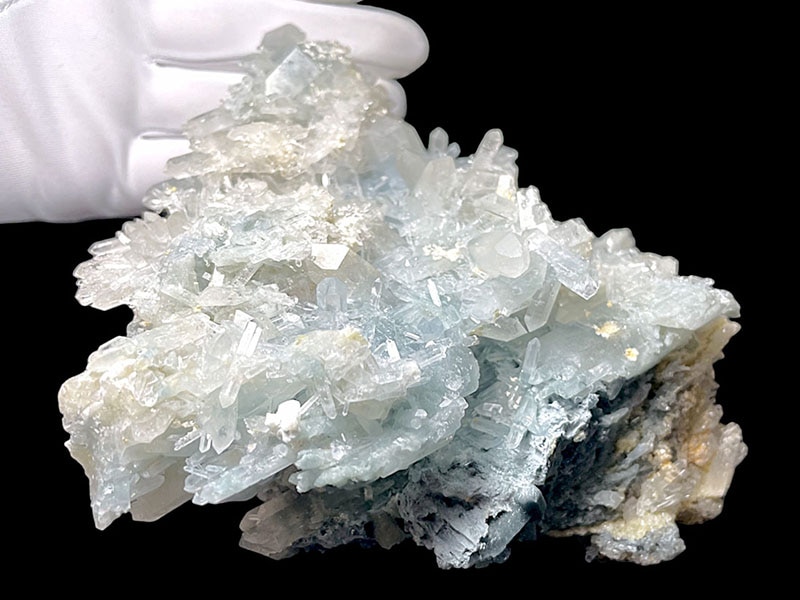 ブラジル産 ブルーアンフィボールインクォーツ