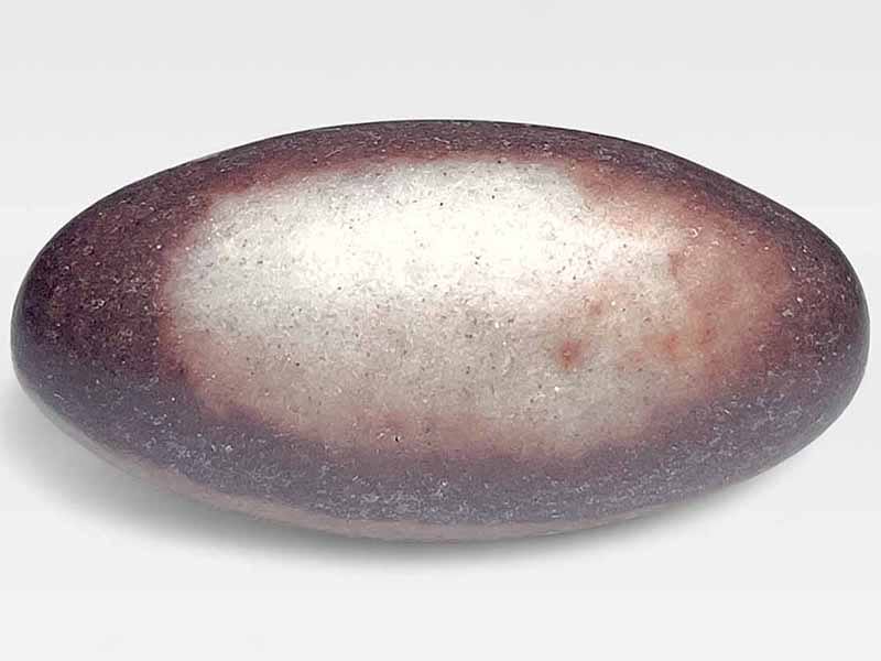 シヴァリンガム / Cryptocrystalline Quartz with Iron oxide