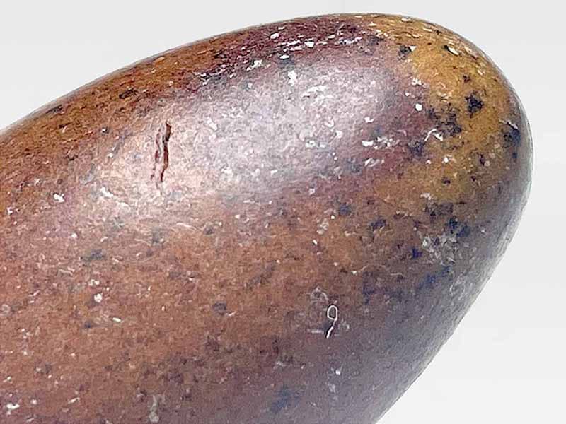 シヴァリンガム / Cryptocrystalline Quartz with Iron oxide