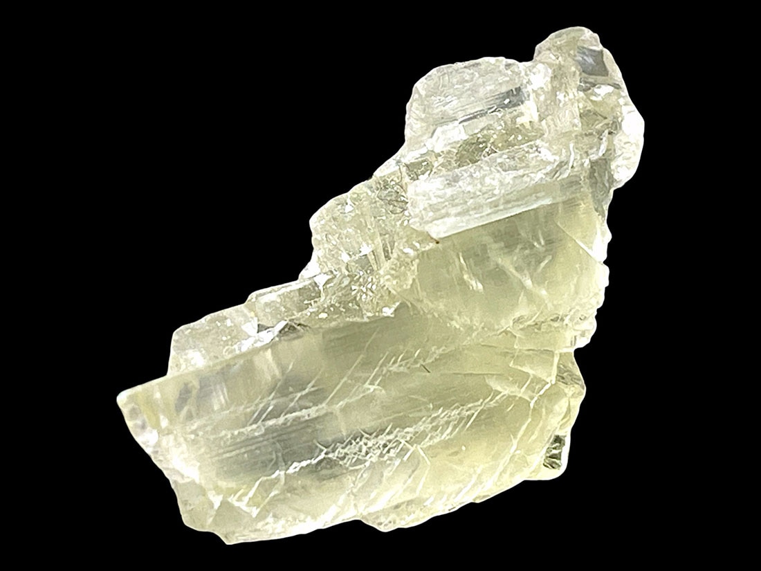 ブラジル産 トリフェーン (スポジューメン/リチア輝石) / spodumene