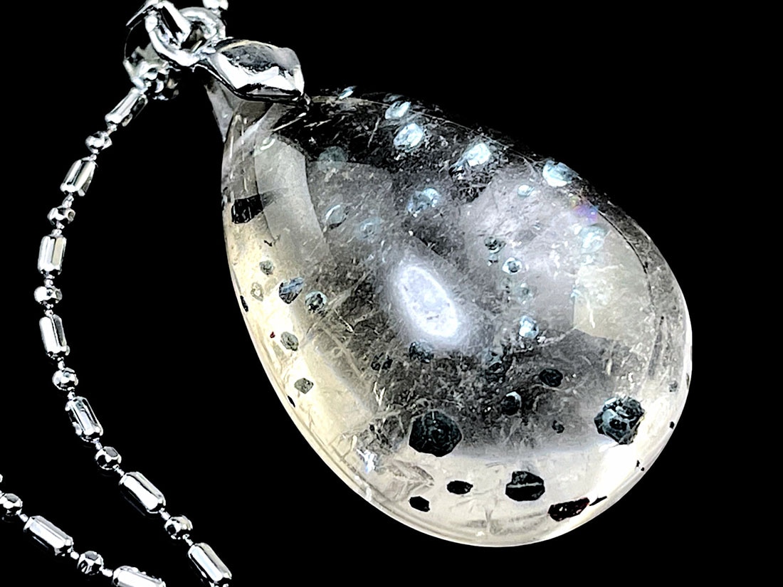 ヘマタイトinクォーツ ペンダントトップ / Hematite in Quartz