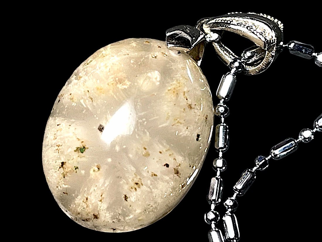 トラピッチェ水晶ペンダントトップ (Trapiche Quartz)