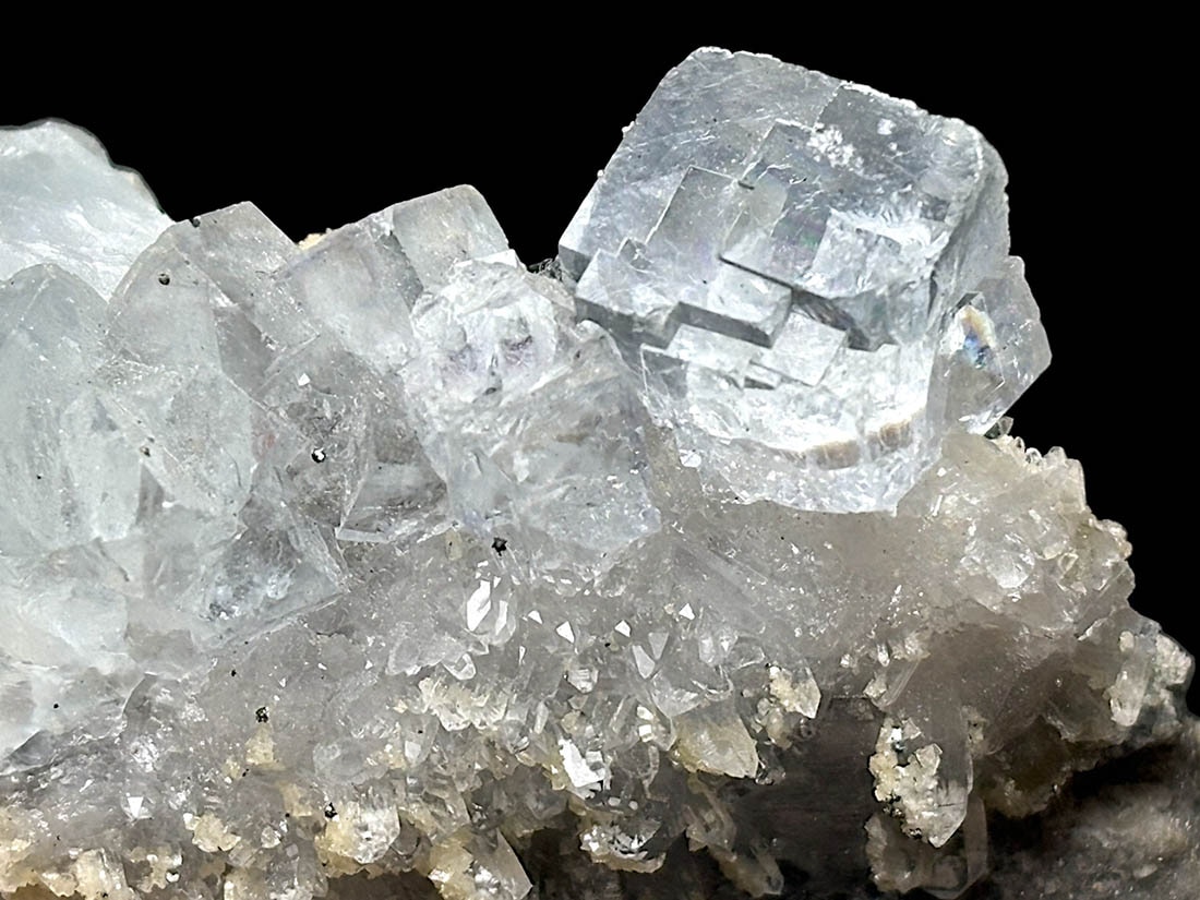 湖南省・ヤオガンシャン産 フローライト ( 蛍石 ) / Fluorite