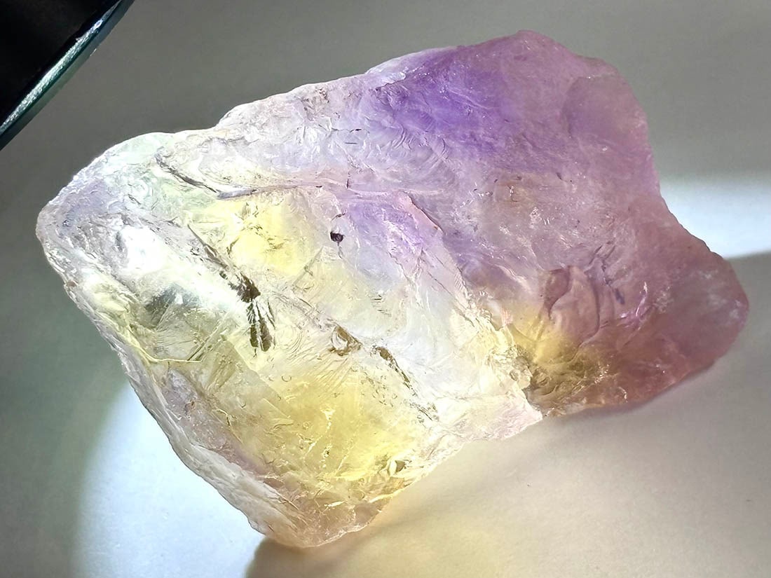 ボリビア産 アメトリン ラフ