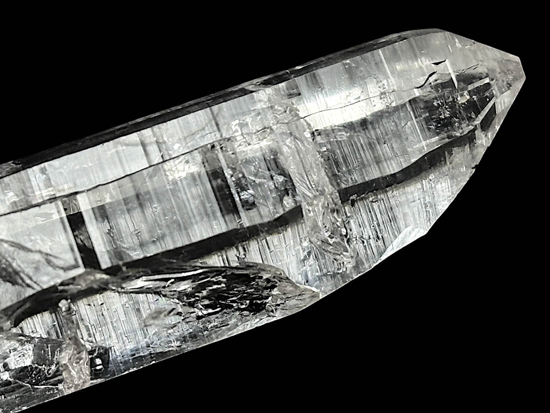 インド マニハール産 ヒマラヤ水晶 ポイント / Himalayan Quartz Crystal